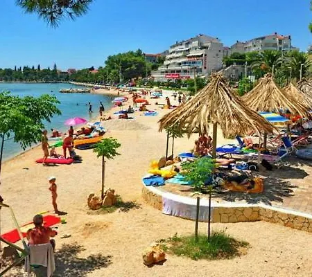 Ruzica -stobrec, Near Split