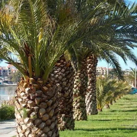 شقة Ruzica -stobrec, Near *